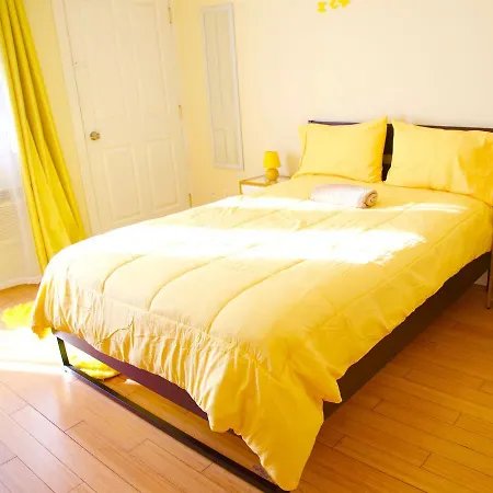 Brightonbeach Yellow Room-balcony Close To The Ocean And Shops * New York