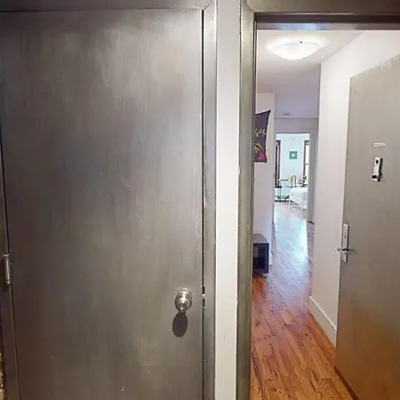 Apartment Urban Holiday… New York