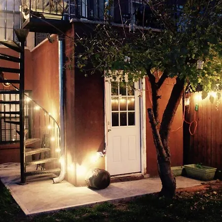 Apartment Urban Holiday… *