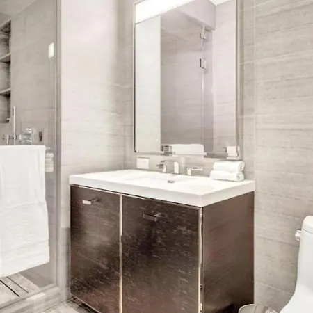 Apartment Lovely 2 Bedroom In Nyc! *