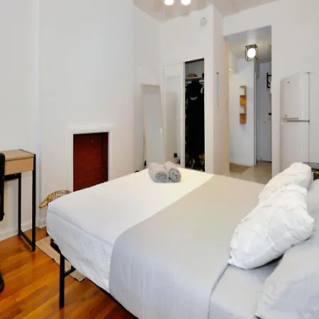Designer Three Bd In Nyc New York