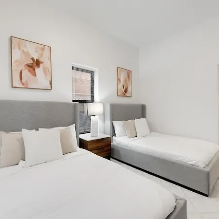 Apartment Bay Ridge Gem: Stylish & Serene Getaway New York