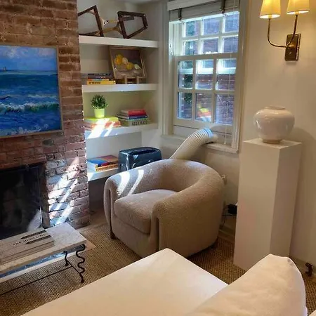 Designer West Village Pool House * New York