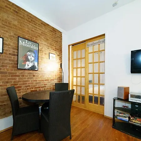 Apartment Comfy 4 Bedroom In Nyc!