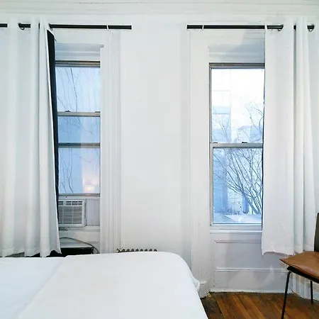 Comfy 4 Bedroom In Nyc! Apartment New York