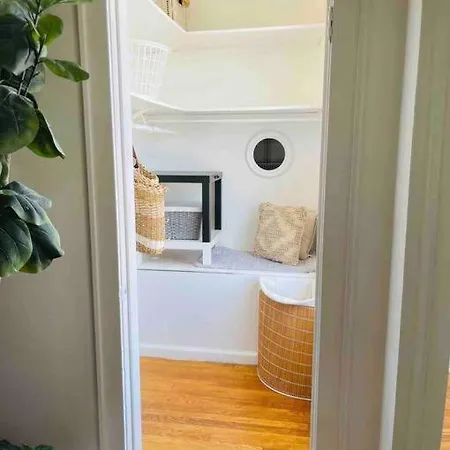 Ny3182furnished Apartm, 3 Br's 4 Beds, 1bath, Kitchen