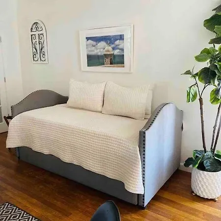 Ny3182furnished Apartm, 3 Br's 4 Beds, 1bath, Kitchen Apartment