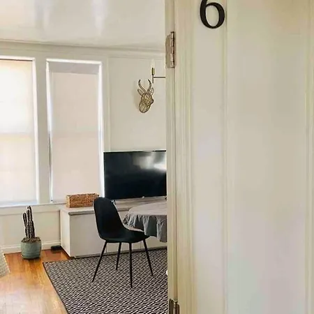 Ny3182furnished Apartm, 3 Br's 4 Beds, 1bath, Kitchen Apartment