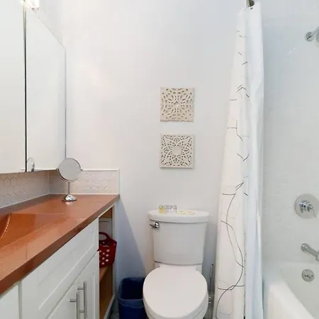 Lovely Studio In Nyc