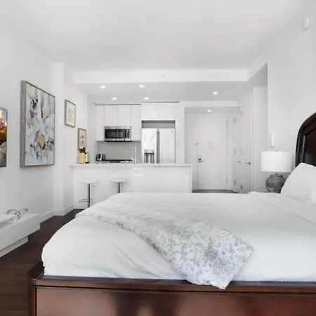 Beautiful 2 Bedroom In Manhattan New York