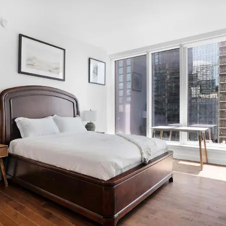 Beautiful 2 Bedroom In Manhattan Apartment New York