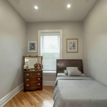 A Charming 4 Bd Garden Oasis Brick Townhouse New York