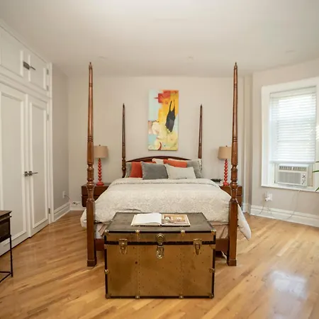 A Charming 4 Bd Garden Oasis Brick Townhouse New York