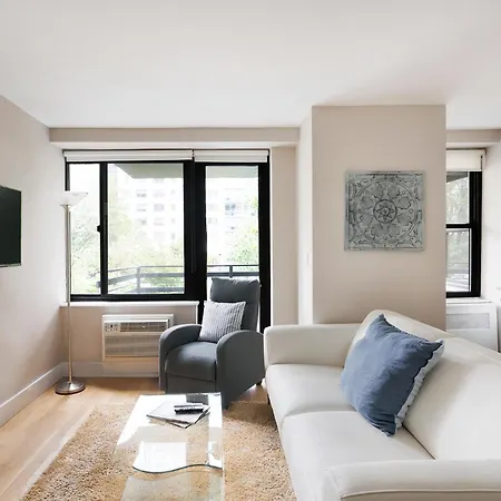 Apartment Lovely 2 Bedroom Unit In Nyc! New York