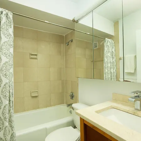 Unique 3 Bd At Midtown East *