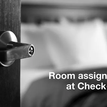 Hotel Off Soho 2*