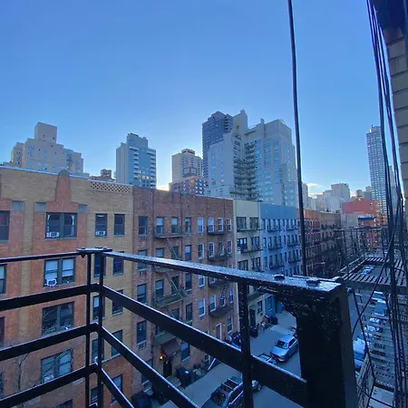 Cozy Studio In Upper East Side *