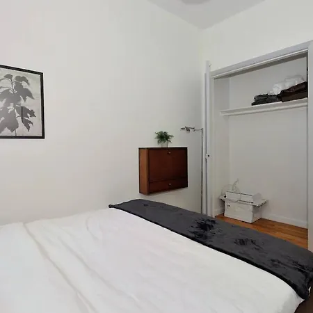 Gorgeous 3br Loft Times Square Apartment