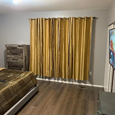 Latisha House Homestay New York