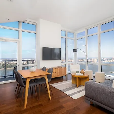 Super 2 Bed 2 Bath Luxury New York