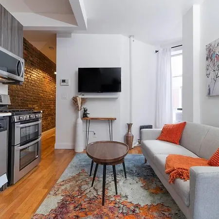 Apartment Heart Of East Villgem 3br1ba Washer Dryer