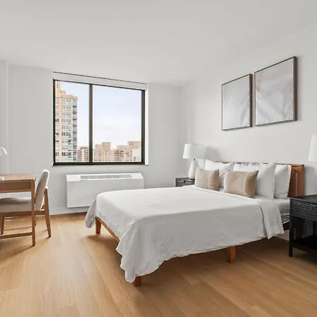 Bright With Views In Shared * New York