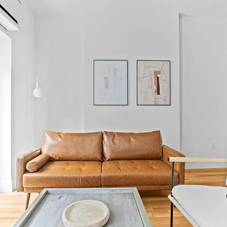 Apartment 3bd 1bath Chic New York