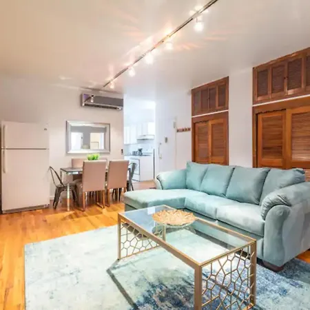 Apartment Monthly Nyc Rentals- Flawless 3 Bedroom Unit