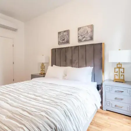 Monthly Nyc Rentals- Flawless 3 Bedroom Unit Apartment New York