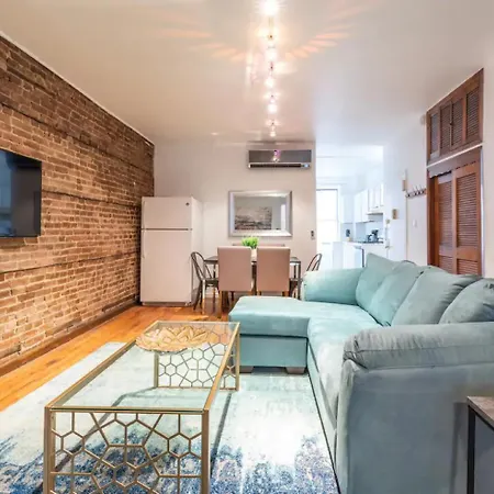 Apartment Monthly Nyc Rentals- Flawless 3 Bedroom Unit