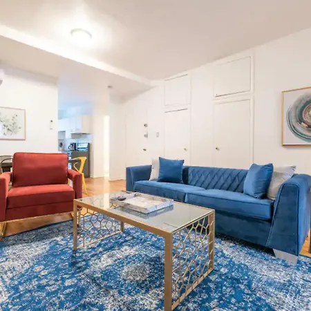 Apartment Monthly Nyc Rentals- Flawless 3 Bedroom Unit *