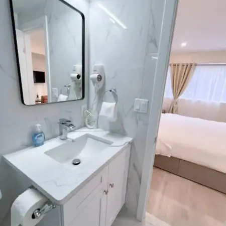 Flushing- 2 Floor *