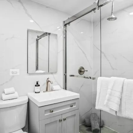 Manhattan Luxury 10 Apartment *