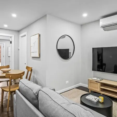 Manhattan Luxury 10 *