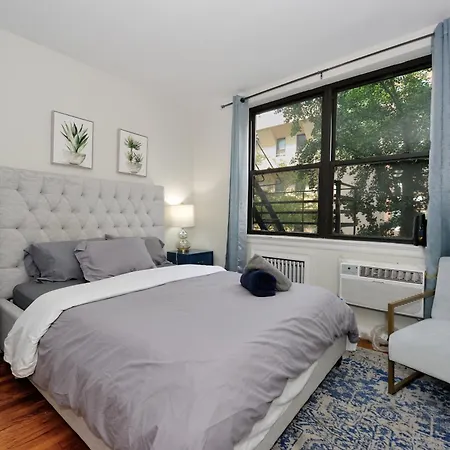 Monthly Nyc Rentals- Elegant Studio