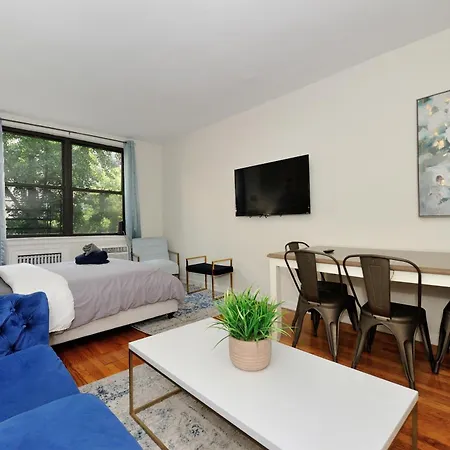 Apartment Monthly Nyc Rentals- Elegant Studio