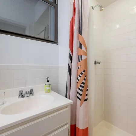 Monthly Nyc Rentals- Radiant Studio Apartment New York