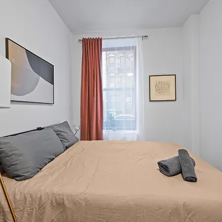 Apartment Monthly Nyc Rentals- Radiant Studio