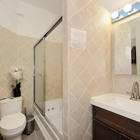 Apartment Monthly Nyc Rentals- Comfortable 1 Bedroom *