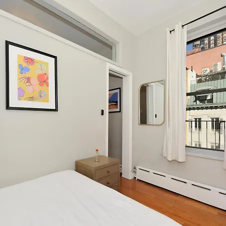 Apartment Monthly Nyc Rentals- Lovely 1 Bedroom *