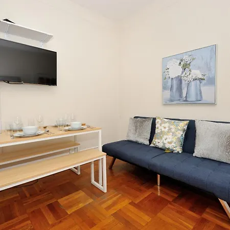Monthly Nyc - Classic 2 Bedroom 1 Ba *