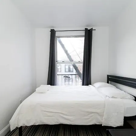 Modern And Comfy 3 Bedroom Unit
