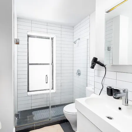 Apartment Stylish 2bedroom In Manhattan