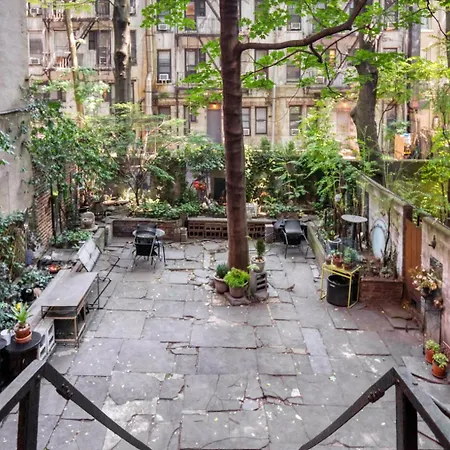 Apartment E Village W Wd Nr Tompkins Sq Park Nyc-878 New York