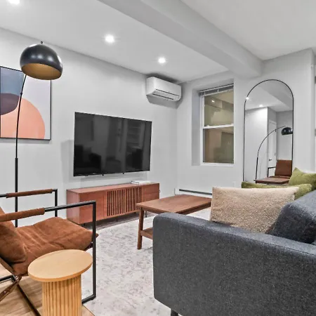 Designer 2bd 2 Ba At Ues Apartment *