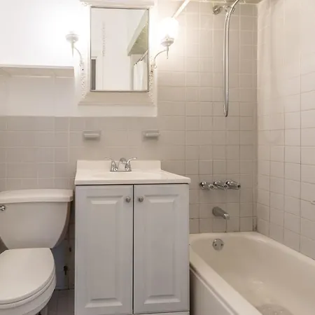 Apartment Monthly Nyc Rentals- Gorgeous 5 Bedroom Unit New York