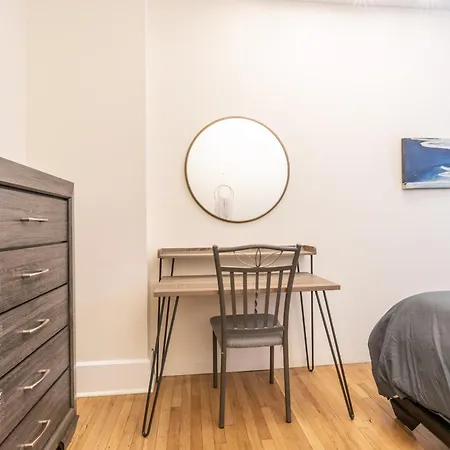 Monthly Nyc Rentals- Gorgeous 5 Bedroom Unit * New York