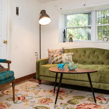 Monthly Nyc Rentals- Gorgeous 3 Bedroom Unit Apartment *