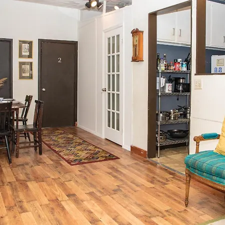 Apartment Monthly Nyc Rentals- Gorgeous 3 Bedroom Unit *