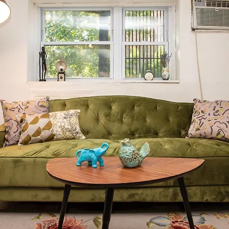 Apartment Monthly Nyc Rentals- Gorgeous 3 Bedroom Unit New York